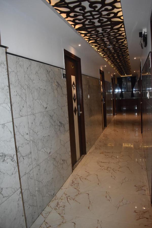 Hotel Ur Comforts Jayanagar บังกาลอร์ ภายนอก รูปภาพ