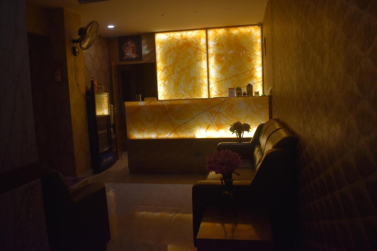 Hotel Ur Comforts Jayanagar บังกาลอร์ ภายนอก รูปภาพ